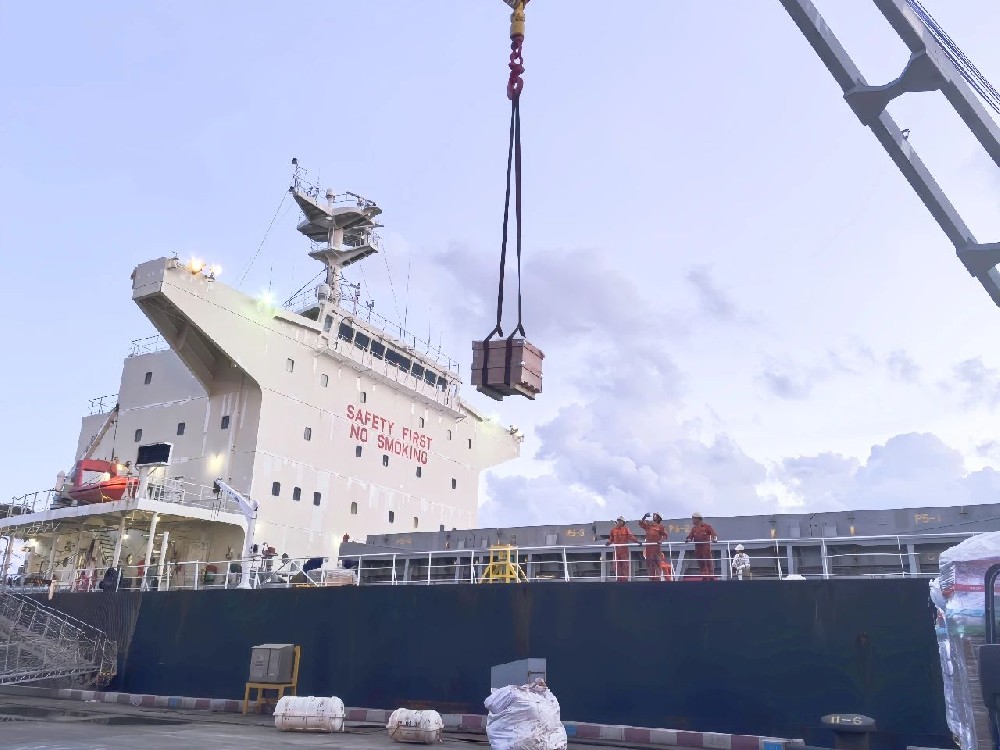 以“半年紅”沖刺“全年勝”丨省外供公司：聚焦核心業(yè)務(wù)突破，精準賦能港口保障